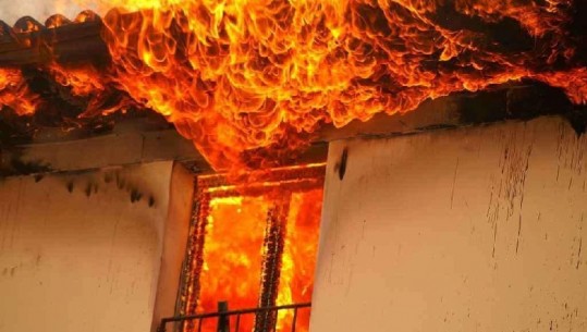 Bie zjarri në një banesë në Fushë Krujë/ Humb jetën 92-vjeçari