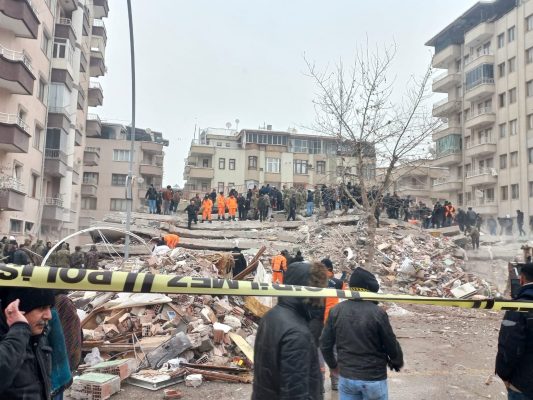 Tërmeti shkatërrues në Turqi i Siri/ Kosova shpall 8 shkurtin, ditë zie kombëtare