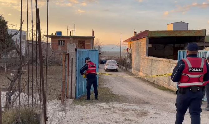 60-vjeçari vetëvaret në Korçë/ Gjendet i pajetë nga familjarët në banesë