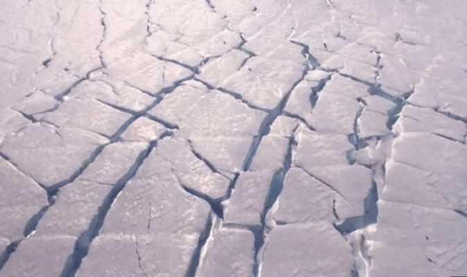 Akullnaja e ashtuquajtur “Fundi i Botës” dhe rreziqet që paraqet