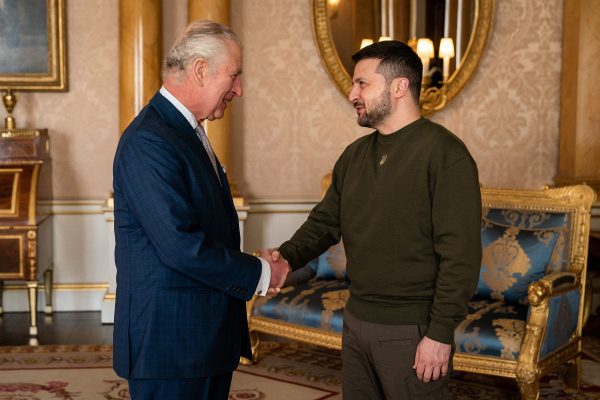 Vizita në Britaninë e Madhe/ Zelensky takohet me Mbretin Charles