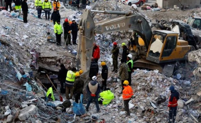 Ekipet nga Kosova shpëtojnë nga rrënojat një 3-vjeçare në Turqi