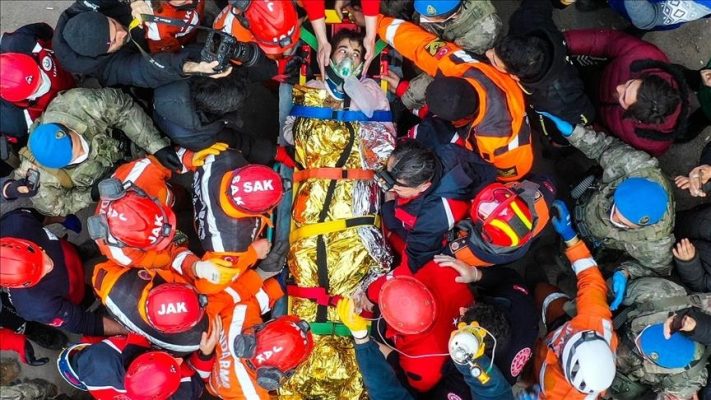 177 orë pas tërmetit, shpëtohet një 26-vjeçare në Turqi