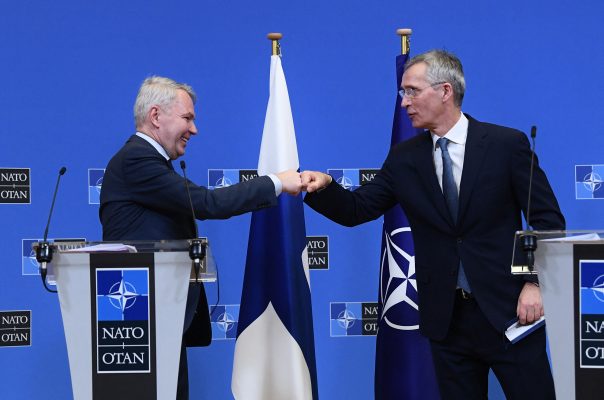 Stoltenberg: Finlanda do të anëtarësohet zyrtarisht në NATO në ditët e ardhshme
