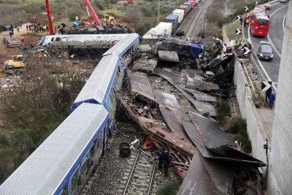 Lajm i fundit/ Pesë shqiptarë të plagosur nga tragjedia hekurudhore në Greqi