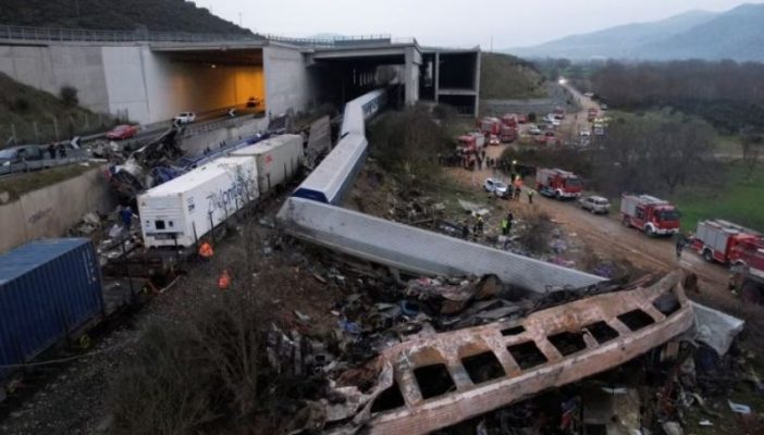 4 shqiptarë të zhdukur nga tragjedia në Larisa/ Numri i viktimave nga përplasja e trenave shkon 47