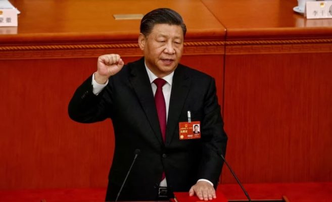 Presidenti kinez bën thirrje që ushtria e shtetit të bëhet “mur i fortë çeliku”
