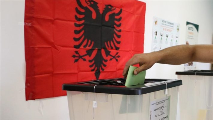 3.6 milionë zgjedhës në 14 maj/ Celibashi: Shumë bashki nuk po informojnë qytetarët për qendrën e votimit
