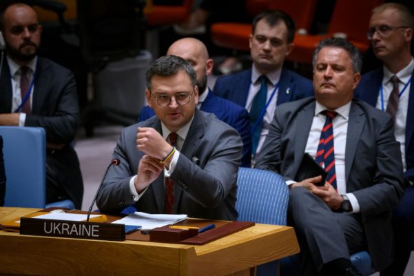 Rusia kryeson Këshillin e Sigurimit/ Reagon Ukraina: Shakaja më e rëndë e 1 prillit