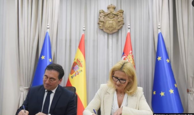 Shefi i diplomacisë spanjolle nisi turneun ballkanik në Beograd