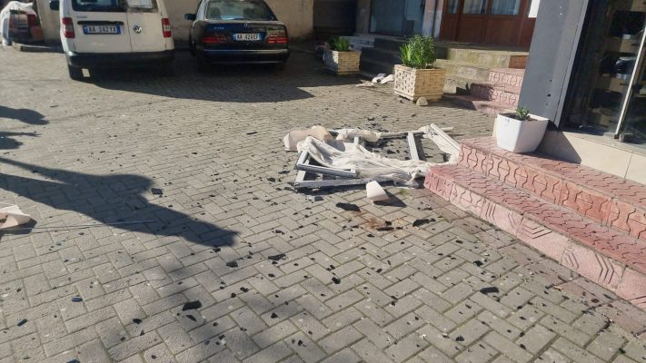 Shpërthen bombula e gazit në Pogradec, në banesë ndodhej çifti i të moshuarve