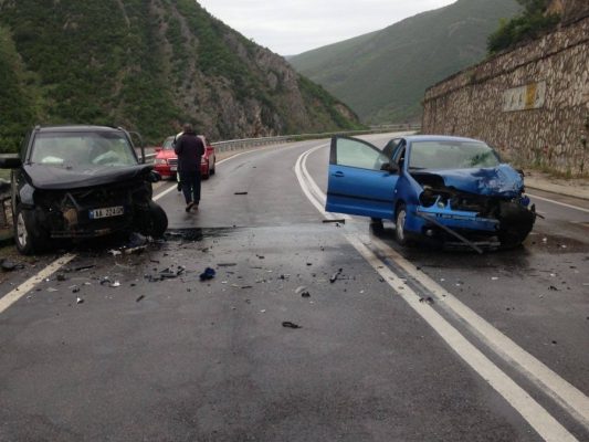 “Rruga e vdekjes”/ Levan-Tepelenë, dhjetra aksidente me pasoje të rënda