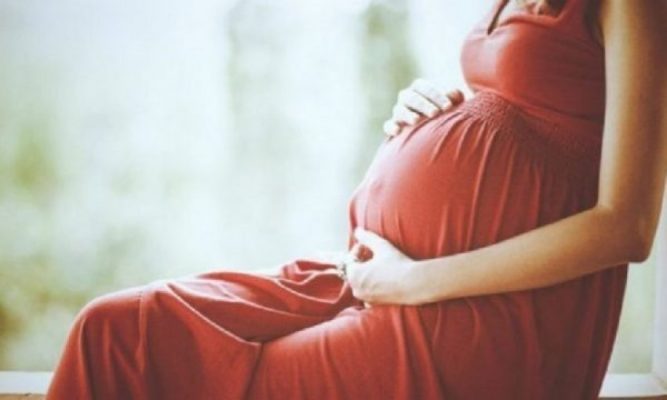 Florida ndalon abortin pas gjashtë javësh të shtatzënisë, reagon “Shtëpia e Bardhë”
