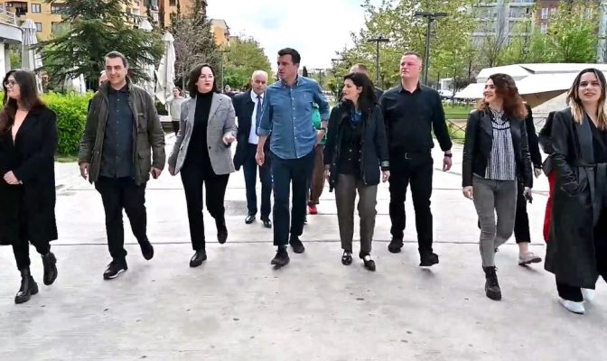 Veliaj: Rritëm vlerën e pronave/ Kandidati i PS për Tiranën thotë se politika e vjetër nuk sjell dot progres