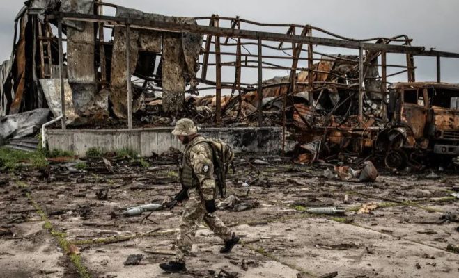 Sulmi me raketa në Mykolaiv vret një person dhe plagos 28 të tjerë, Ukraina: Rusia terrorizoi civilët