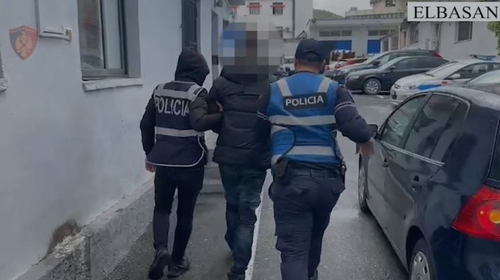 I shpallur në kërkim, arrestohet 35-vjeçari në Elbasan