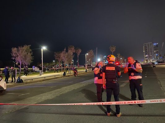 Sulm me armë në Izrael/ Terroristi gjuan në drejtim të turistëve, vritet një person