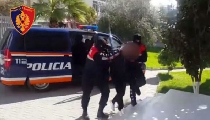 Emrat/ Shisnin sasi të mëdha kokaine në Tiranë, arrestohen 5 persona