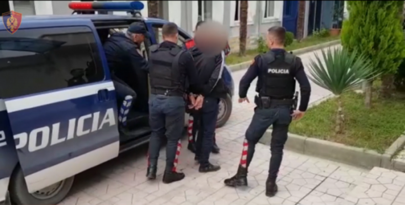 Theu arrestin e shtëpisë për të shitur kokainë, arrestohet 27-vjeçari në Fier