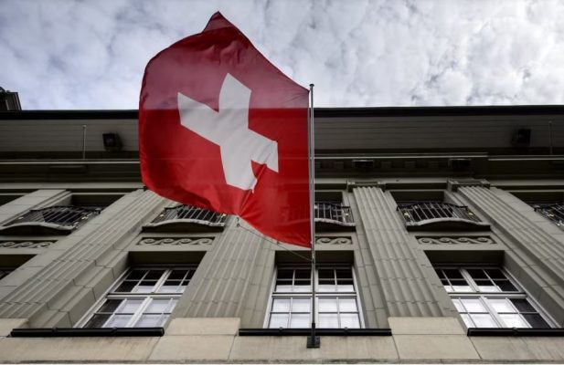Zvicra: Kemi mbi 8 miliardë rezerva të Bankës Qendrore ruse