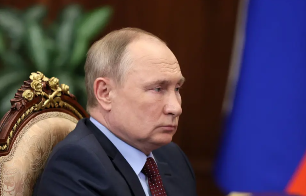 Vladimir Putini – Kush është njeriu pas imazhit të projektuar