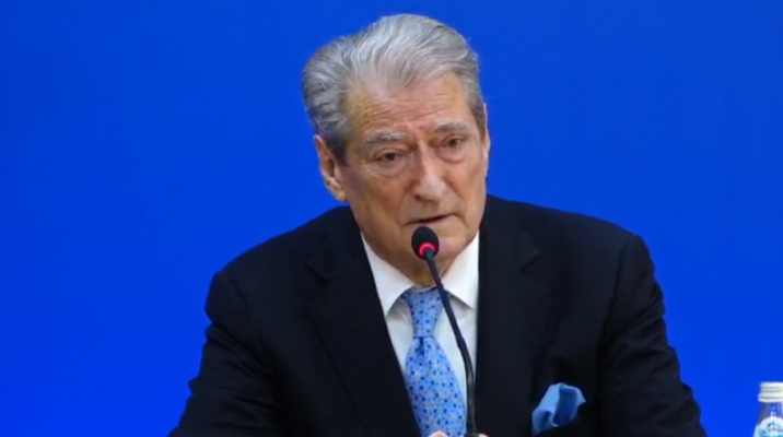 Berisha thirrje qeverisë: Përcaktoni minimumin jetik, ndihmë e madhe për pensionistët e familjet në nevojë