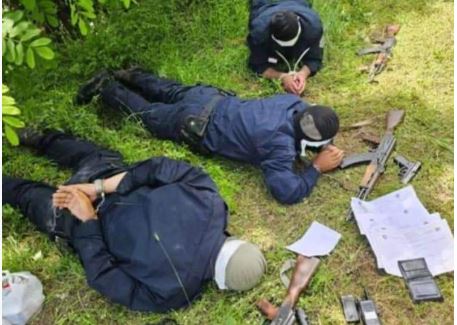 Serbët rrëmbejnë tre policë të kufirit në Kosovë?!