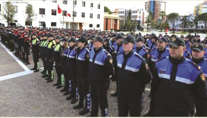 “Lëmshi” me sistemin e Gradave/ Sindikata e Policisë: Ministri Çuçi ka shkelur vendimin e qeverisë
