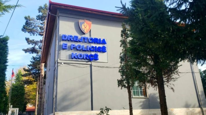 Grabiti 3 milionë euro nga bizneset përmes një poste private, arrestohet gruaja nga Korça