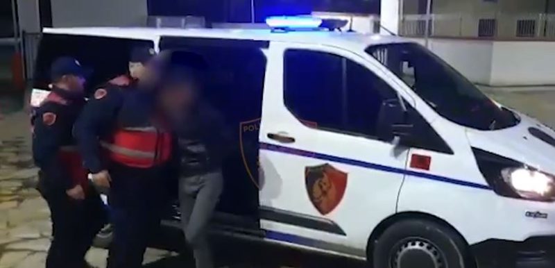 Emri/ I shpallur në kërkim për plagosje të rëndë, arrestohet 29-vjeçari në Vlorë