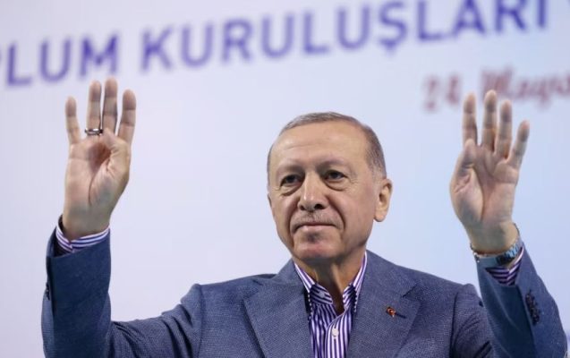 Erdogan betohet si president edhe për një mandat pesëvjeçar