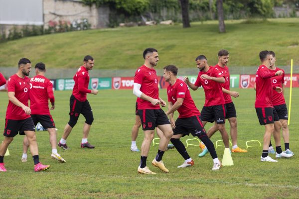 Shqipëria e plotë para Moldavisë, dy ndeshjet e radhës “jetike” për objektivat kuqezi