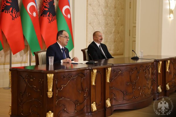 Presidenti Begaj bën apel për dialog/ “Kosova dhe Serbia të angazhohen për zgjidhjen e mosmarrëveshjeve”