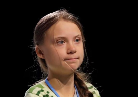 Greta Thunberg gjobitet për mosbindje në një protestë për klimën