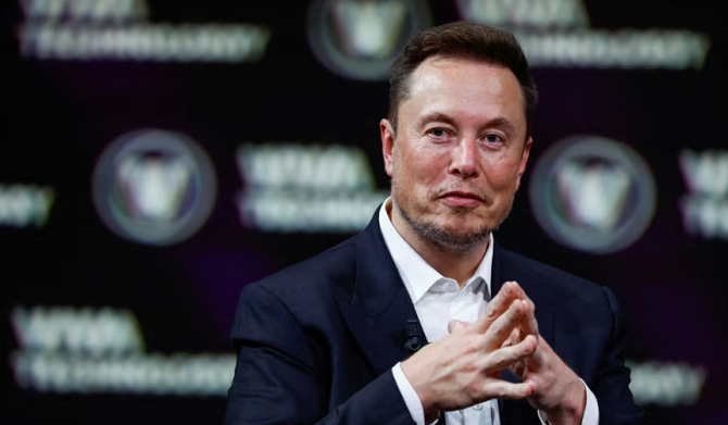Elon Musk tejkalon Jeff Bezos, por sërish nuk është njeriu më i pasur në botë