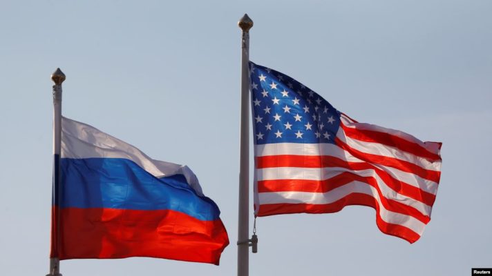 Rusia do të mbajë nën survejim diplomatët britanikë në territorin e saj, të detyruar raportojnë çdo lëvizje
