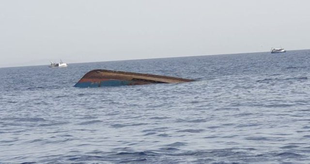 Tjetër tragjedi në brigjet italiane/ Mbytet varka me emigrantë, 41 viktima