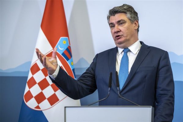 Presidenti kroat: Greqia, presion të drejtëpërdrejte mbi sistemin gjyqesor shqiptar për çështjen “Beleri”