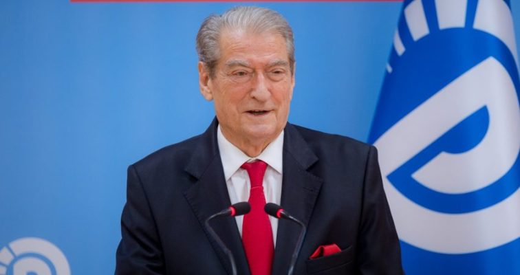 “McGonigal do fundosë Ramën”, Berisha: Ish zyrtari i FBI do shpallë veten fajtor edhe për akuzat në Shqipëri