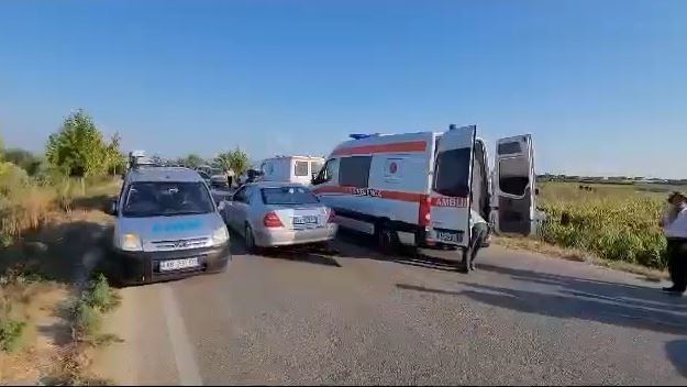 Aksident i rëndë aksin Lushnje-Berat/ Fuoristrada del nga rruga, plagosen 5 persona