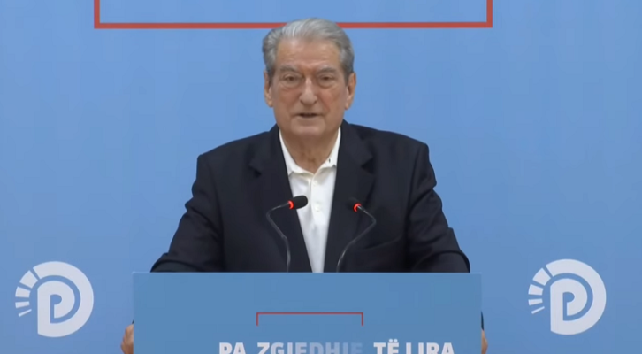 Berisha: Erion Veliaj është padroni i djegësit të Tiranës, i hapi dyert aferës së vjedhjes së shekullit