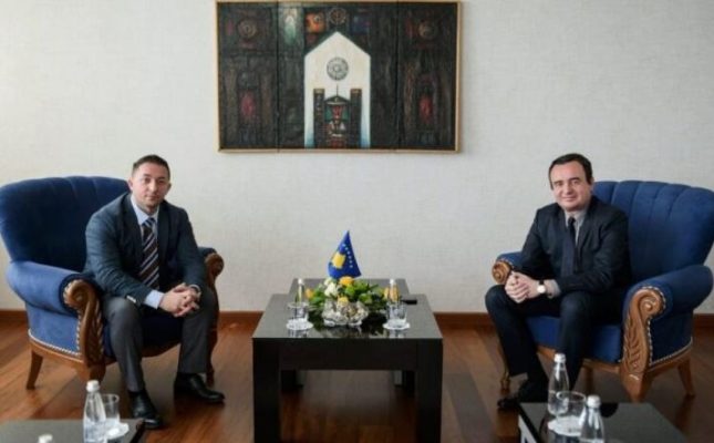 Dorëhiqet ministri i Mbrojtes në Kosovë/ Armend Mehaj kritikoi qëndrimin e Albin Kurtit për situatën në veri