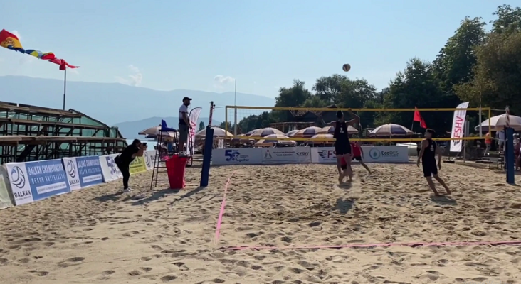 Kampionati i volejbollit në rërë; ekipet nga 5 shtete me sportistë nën 20-vjeç