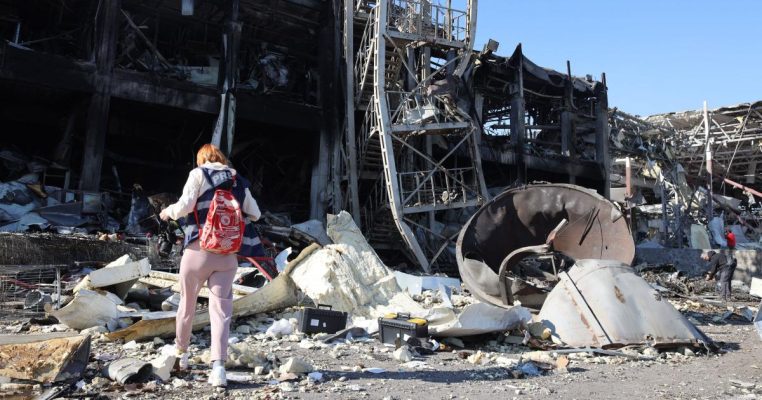 Lufta në Ukrainë: Tetë të plagosur në Kherson nga bombardimet ruse