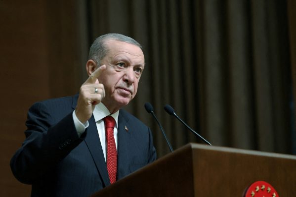 Erdogani kërkon që Rusia të mos “margjinalizohet” në ujdinë për drithërat