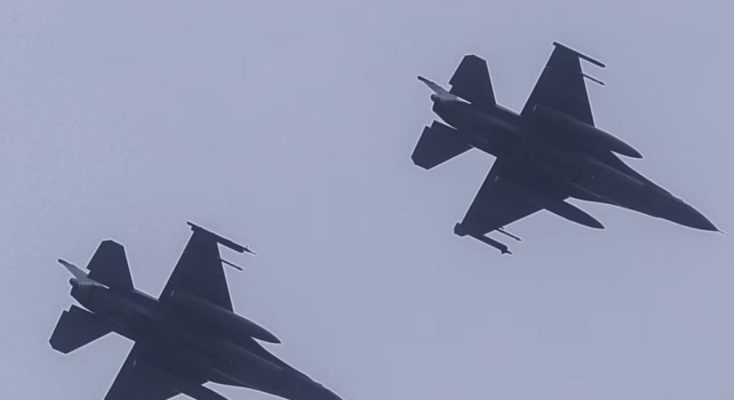 Tajvani detekton afër 30 avionë luftarakë kinezë rreth ishullit