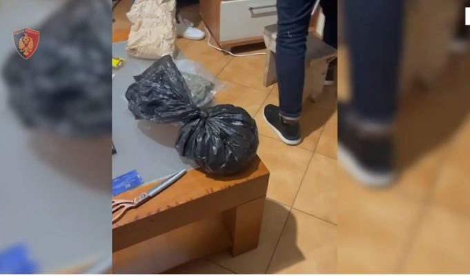 “Më sill tre pica, shko merr fanta”/ Zbardhen kodet që përdornin shpërndarësit e drogës, ja kush janë 8 të arrestuarit në Tiranë