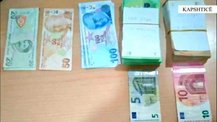 Sekuestrohen 15 mijë euro në Kapshticë, u gjetën të fshehura në çantën e 54-vjeçares