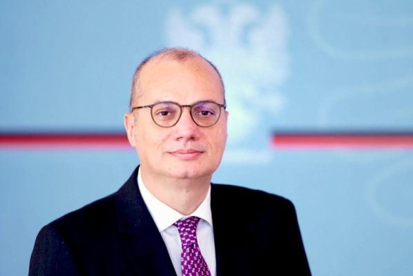 Shqipëria merr Presidencën e Këshillit të Sigurimit, minsitri Igli Hasani niset për në New York