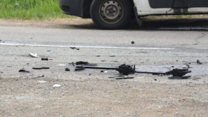 Automjeti përplas biçikletën në Shkodër, plagoset 56-vjeçarja